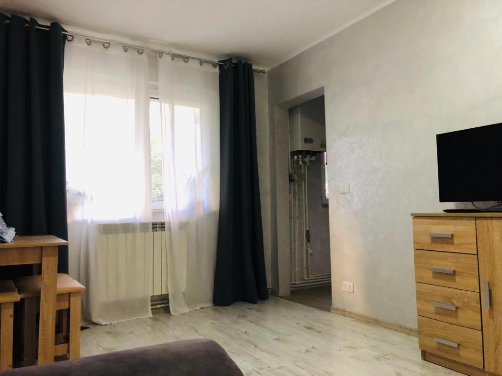 יאשי Dmi Apartment מראה חיצוני תמונה